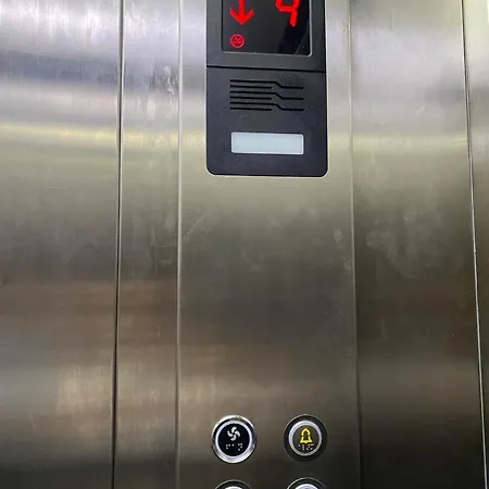 Modern A&f In Center Skopje