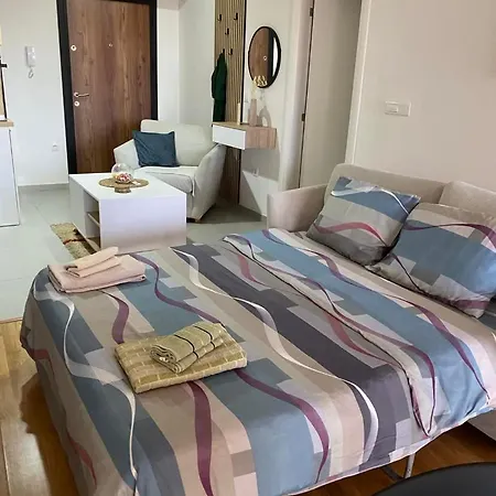 Modern A&f In Center Skopje