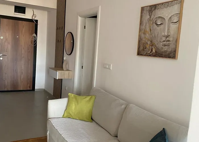 Modern A&f In Center * Skopje